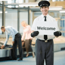 Виды вип услуг в аэропортах: Meet & Assist